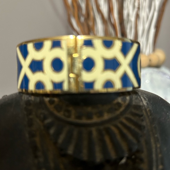 Spartina hinged bangle navy cream and gold - Picture 2 of 3